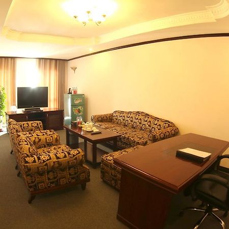 Sao Mai Hotel Thanh Hóa Exteriör bild